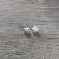 Small Clam Shell Stopper Stud Earring - Earring - Caribbijou Island Jewellery