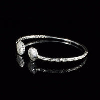 Light Large Clam Shell Bangle with Calypso Pattern - Bangle - Caribbijou Island Jewellery